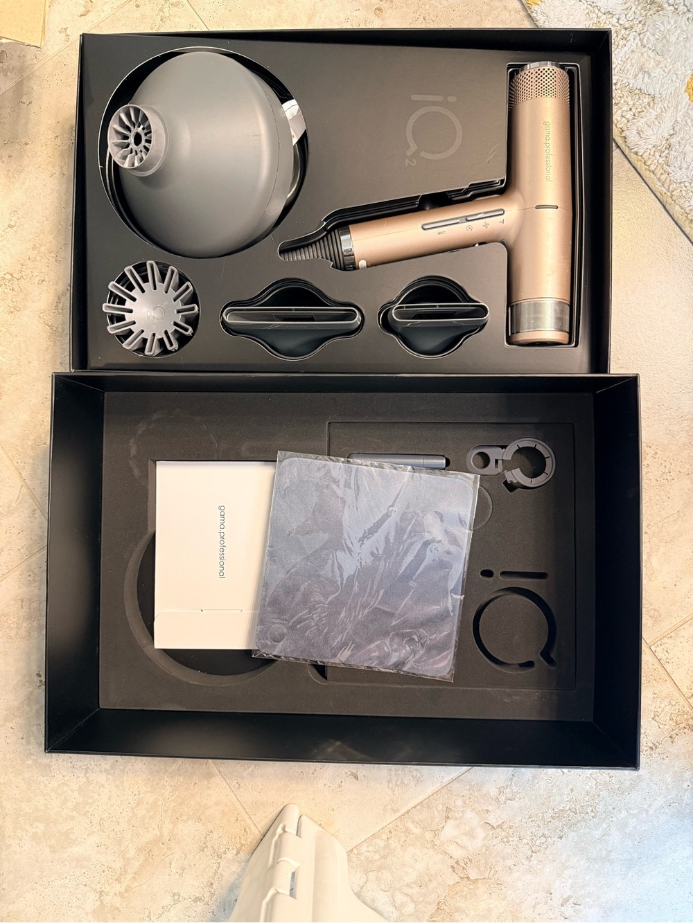 IQ2 Gama Professional Hair Dryer